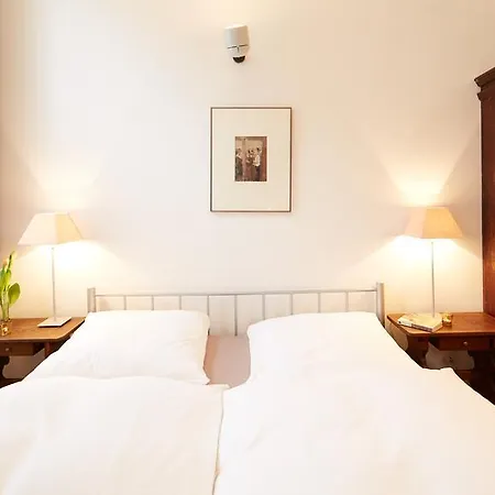 Altstadt Gaestehaus Drewes Wale Guest house Luneburg