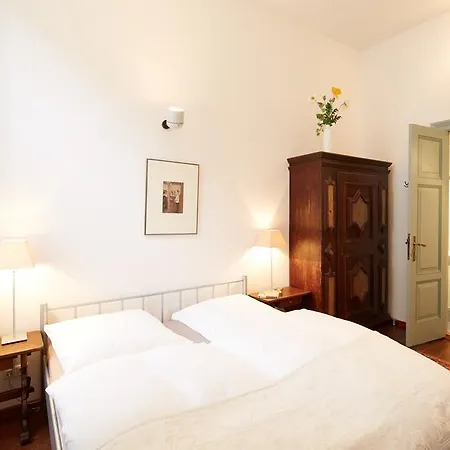 Guest house Altstadt Gaestehaus Drewes Wale 4*