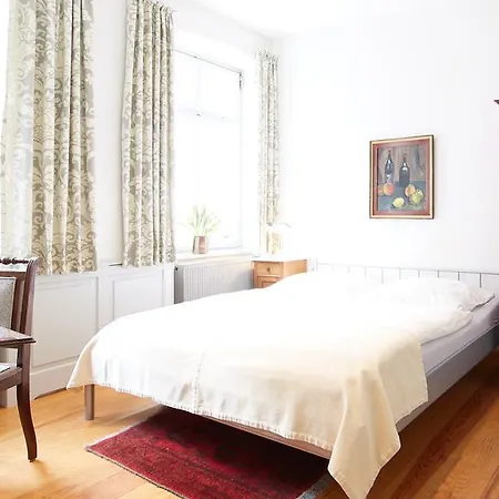بيت ضيافة Altstadt Gaestehaus Drewes Wale نيبورغ