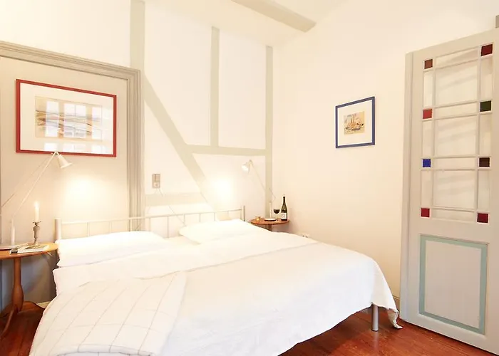 Altstadt Gaestehaus Drewes Wale Guest house Luneburg